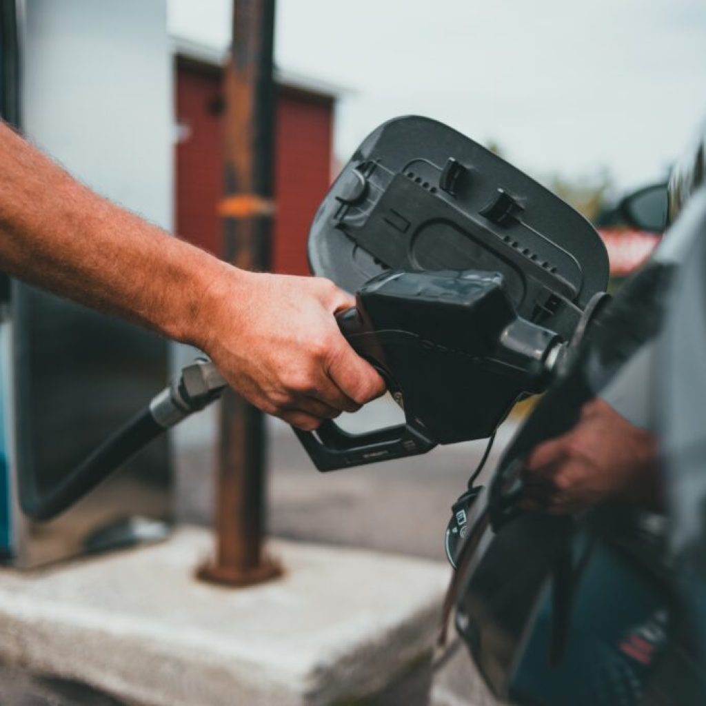 Will Alabama gas prices continue to soar? Local expert weighs in Will Alabama gas prices continue to soar? Local expert weighs in