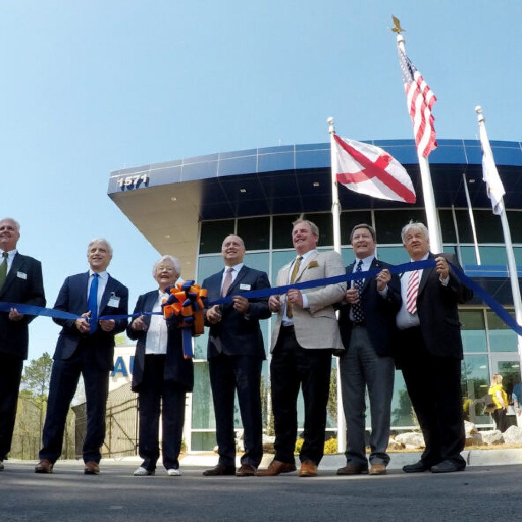 0 million AUBix data center opens in Auburn 0 million AUBix data center opens in Auburn