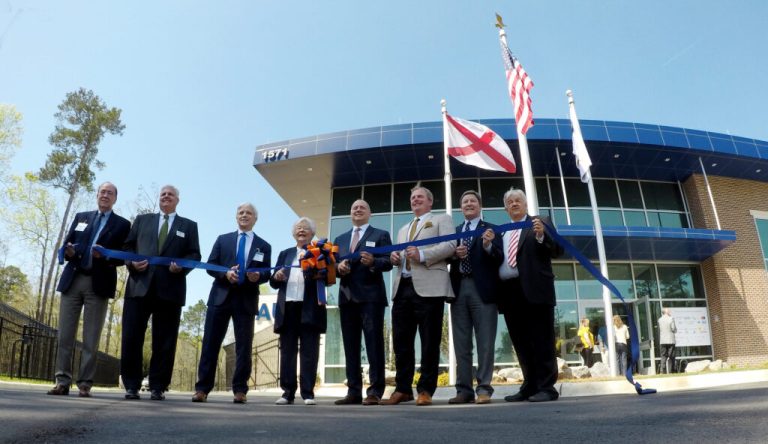 0 million AUBix data center opens in Auburn 0 million AUBix data center opens in Auburn