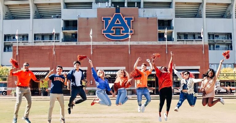 Southern Living ranks Tuscaloosa + Auburn as some of the best college towns in the South Southern Living ranks Tuscaloosa + Auburn as some of the best college towns in the South