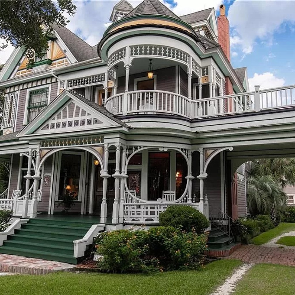 Have a spare M? The Kate Shepard House Bed & Breakfast in Mobile can be yours Have a spare M? The Kate Shepard House Bed & Breakfast in Mobile can be yours