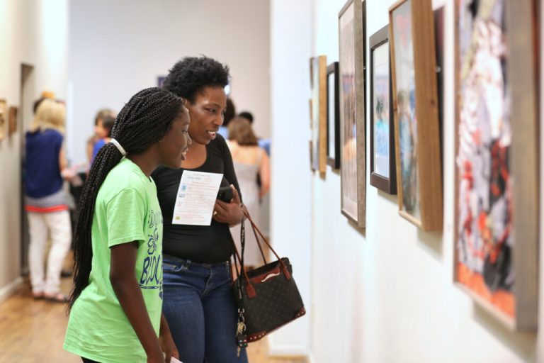Visit Mobile for live music, delicious food and more—how to plan the perfect weekend Visit Mobile for live music, delicious food and more—how to plan the perfect weekend