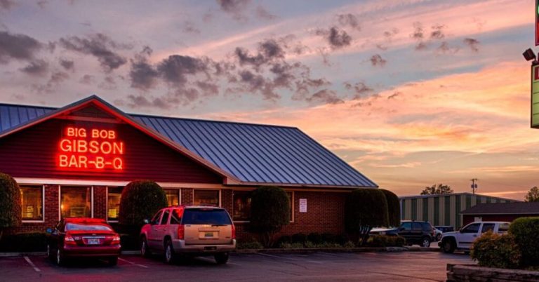 Decatur’s Big Bob Gibson to be inducted into Barbecue Hall of Fame Decatur’s Big Bob Gibson to be inducted into Barbecue Hall of Fame