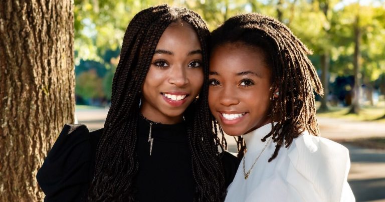2 Montgomery teens help pass bill for free feminine hygiene products in high-poverty schools 2 Montgomery teens help pass bill for free feminine hygiene products in high-poverty schools