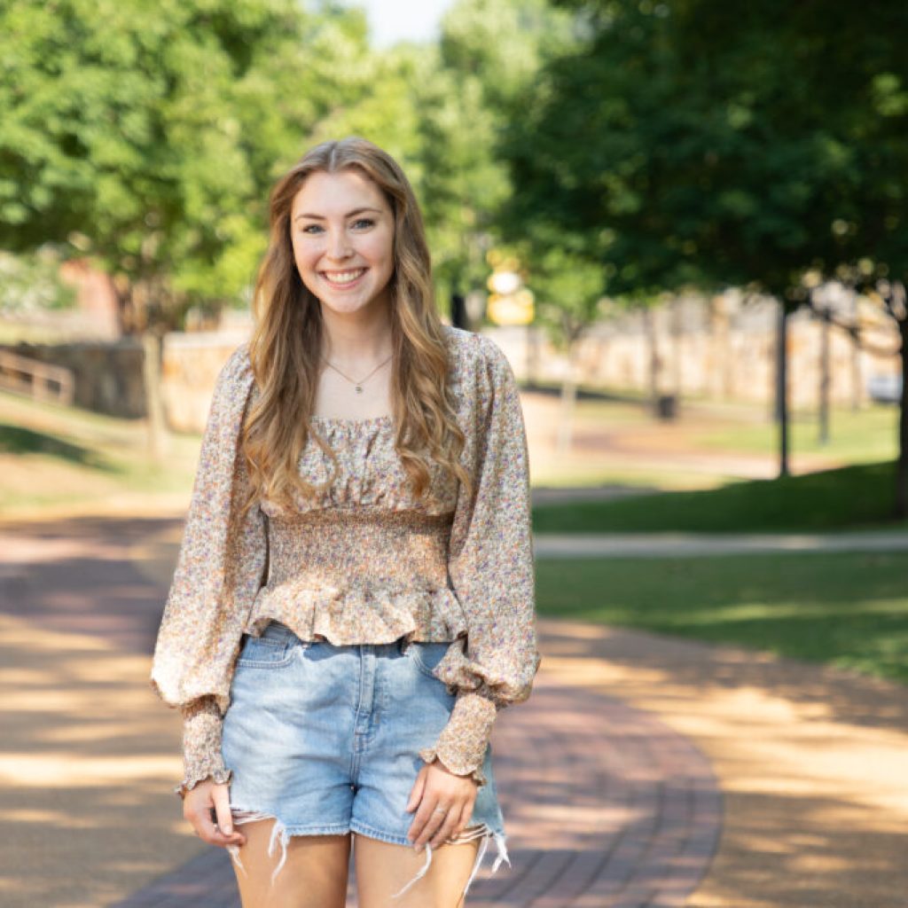 This Huntsville native is thriving at UNA’s Cole Honors College—3 reasons why This Huntsville native is thriving at UNA’s Cole Honors College—3 reasons why