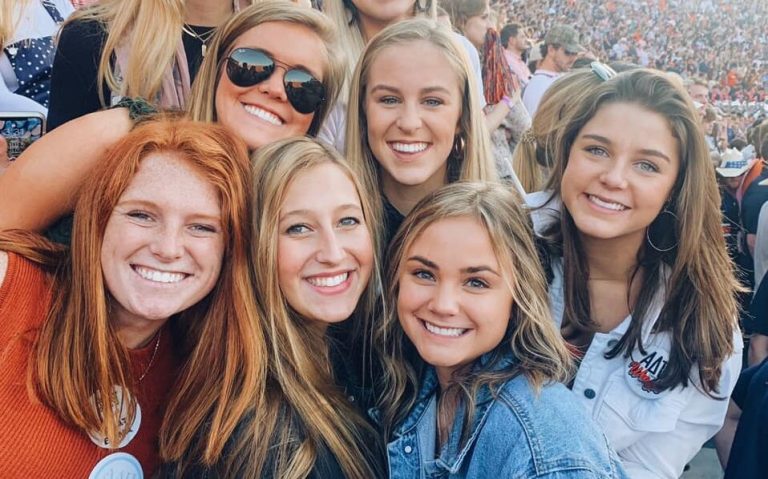 Your guide to the perfect tailgate in Auburn—food, drinks + where to watch the game Your guide to the perfect tailgate in Auburn—food, drinks + where to watch the game