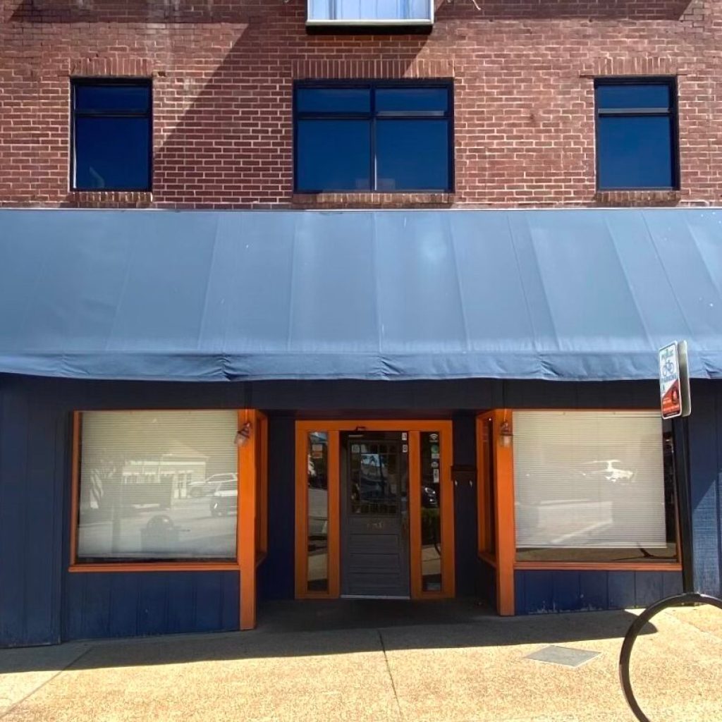 Jack Brown’s Beer and Burger Joint will open in former Cheeburger Cheeburger space in Auburn Jack Brown’s Beer and Burger Joint will open in former Cheeburger Cheeburger space in Auburn