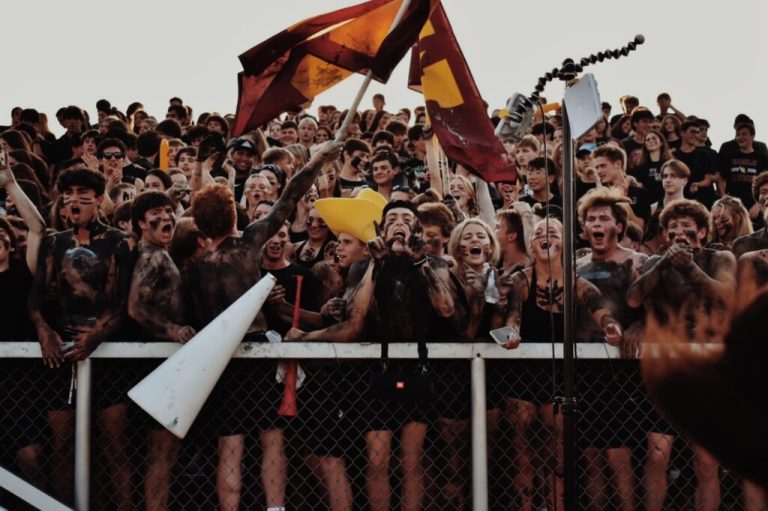 ANNOUNCING: Meet the 7 semifinalists for the inaugural AHSAA Fan Challenge ANNOUNCING: Meet the 7 semifinalists for the inaugural AHSAA Fan Challenge