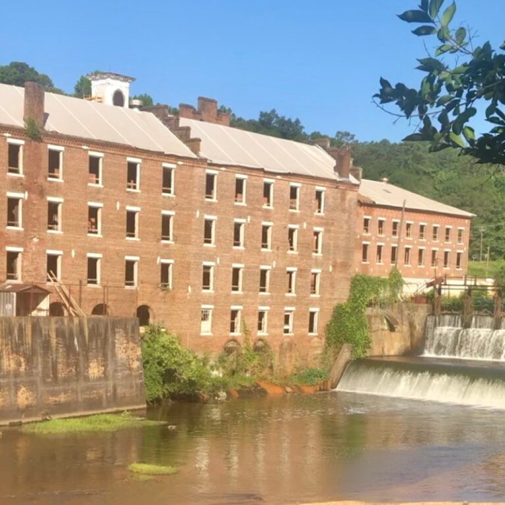 Downtown Prattville gets M “gin shop” revamp Downtown Prattville gets M “gin shop” revamp