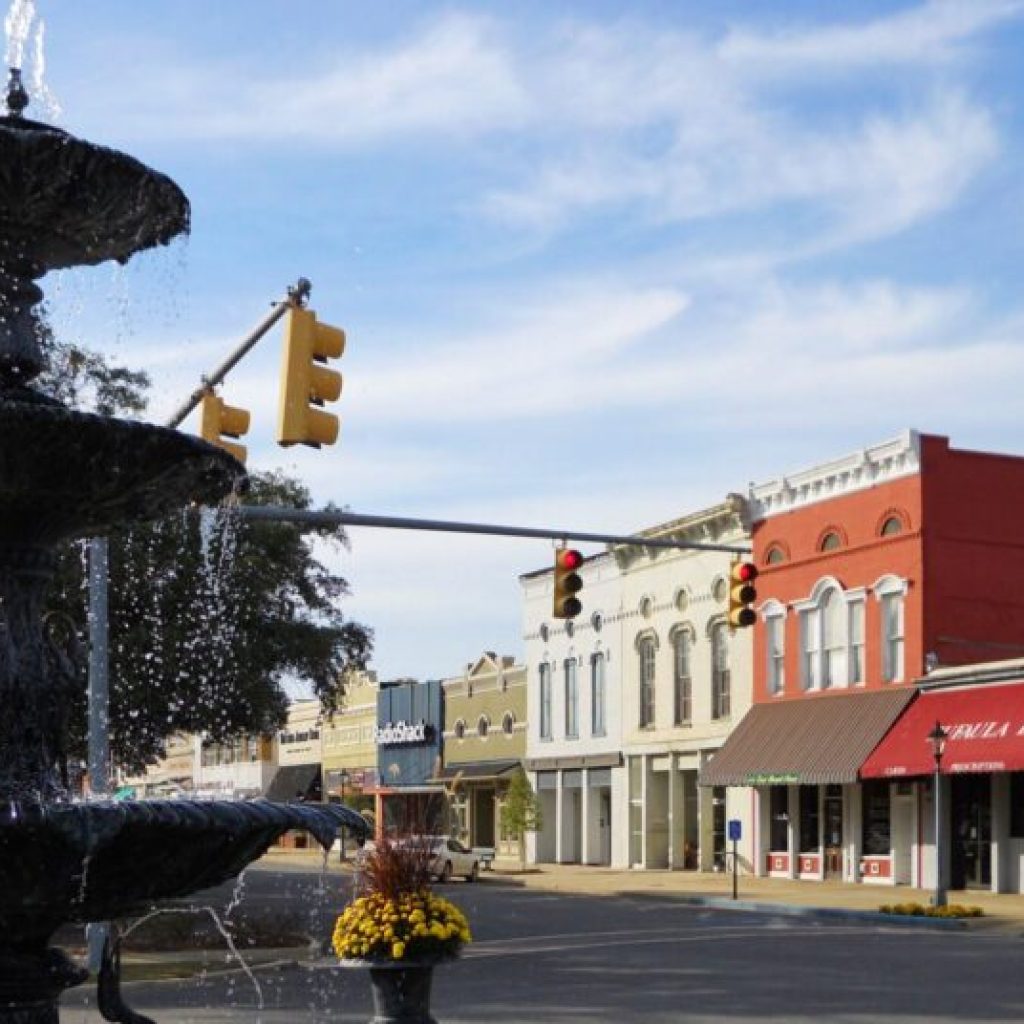 Alabama town makes WorldAtlas list of best downtown areas in the South Alabama town makes WorldAtlas list of best downtown areas in the South