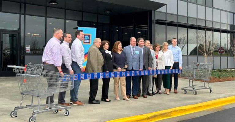 ALDI unveils new regional headquarters and distribution center in Loxley, adding 200 jobs ALDI unveils new regional headquarters and distribution center in Loxley, adding 200 jobs