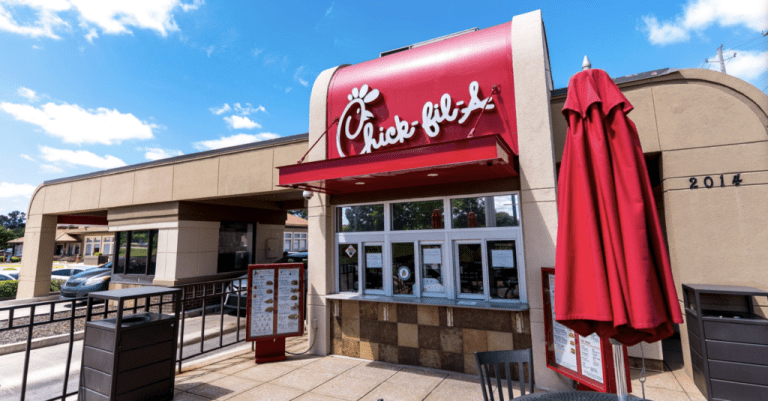 Chick-fil-A to replace Old Fire College Building on McFarland Blvd in Tuscaloosa Chick-fil-A to replace Old Fire College Building on McFarland Blvd in Tuscaloosa