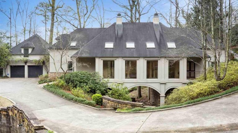 See which Alabama cities have the most expensive homes See which Alabama cities have the most expensive homes