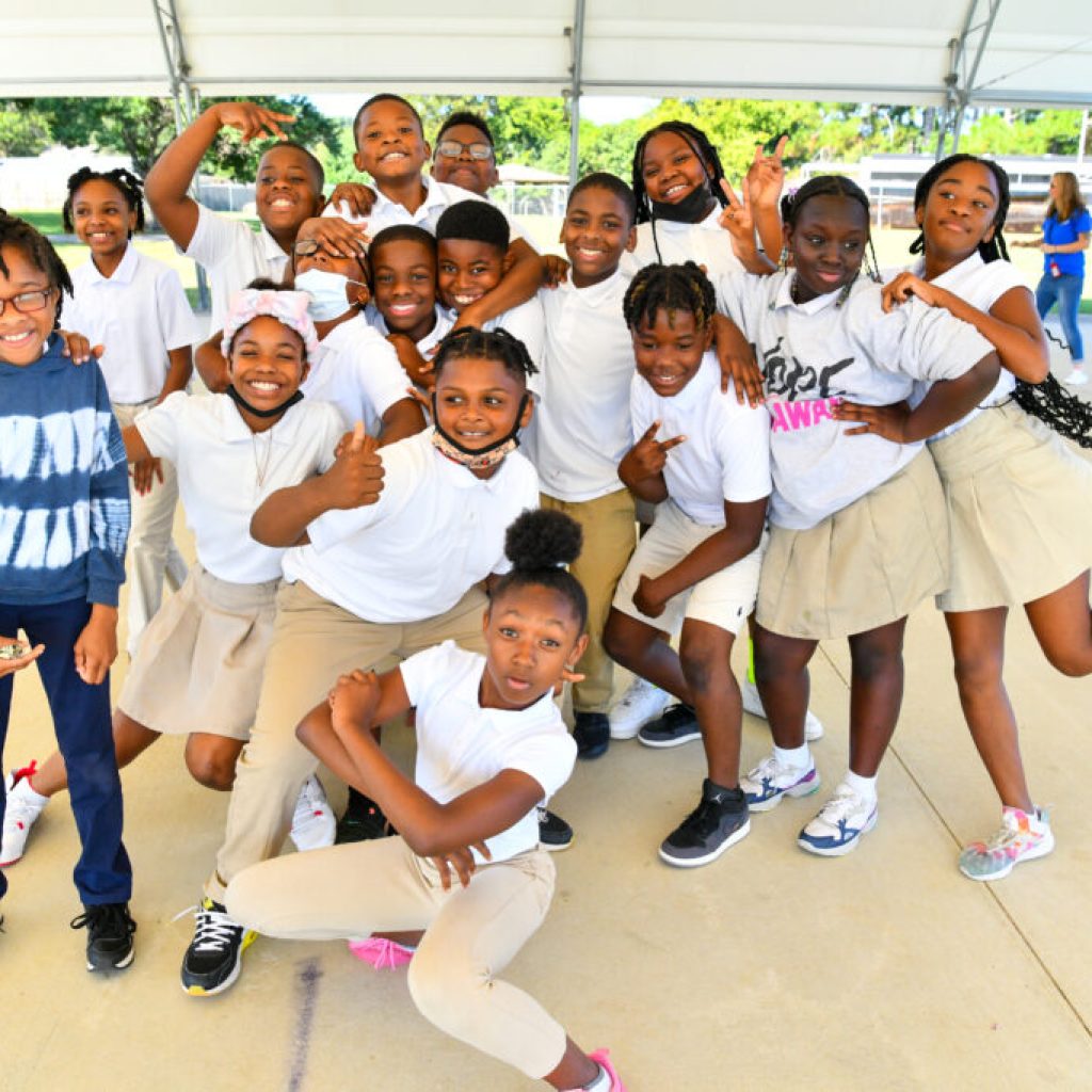 APPLICATIONS OPEN: Your school could earn K for new health and wellness programs—find out more APPLICATIONS OPEN: Your school could earn K for new health and wellness programs—find out more