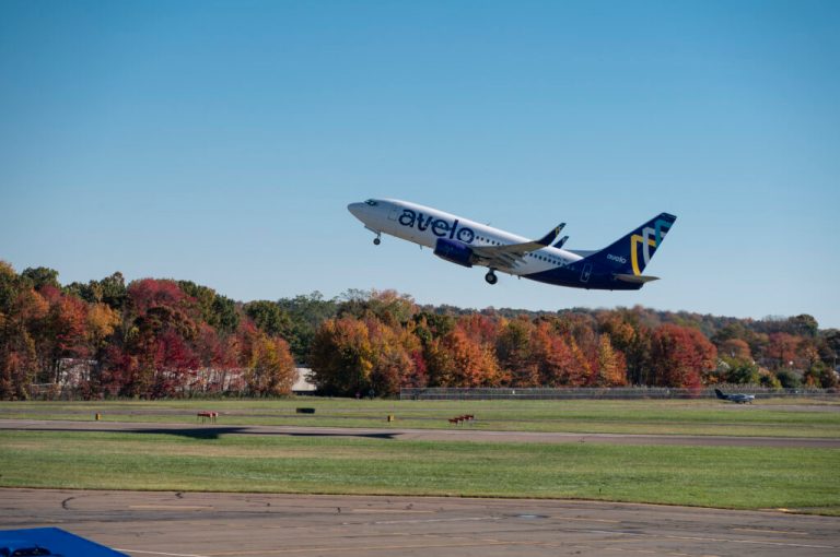 Nonstop flights from Mobile to Orlando now taking off, fares starting at Nonstop flights from Mobile to Orlando now taking off, fares starting at