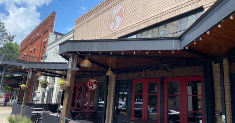 Tuscaloosa restaurant recognized as gameday favorite by ESPN’s Kirk Herbstreit Tuscaloosa restaurant recognized as gameday favorite by ESPN’s Kirk Herbstreit