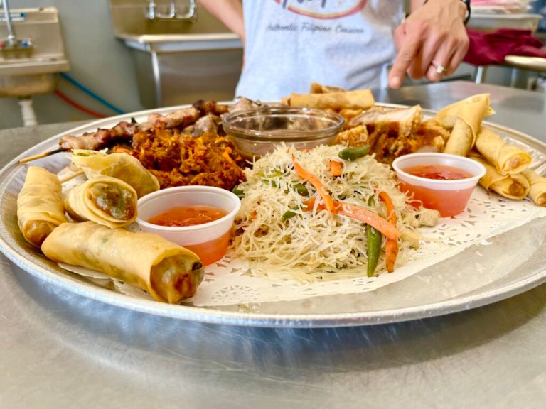 5 food trucks in Alabama you need to try 5 food trucks in Alabama you need to try