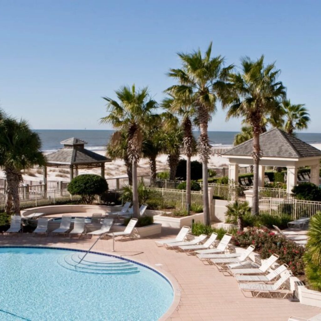 Grab these stunning rentals + off-season deals in Gulf Shores now Grab these stunning rentals + off-season deals in Gulf Shores now