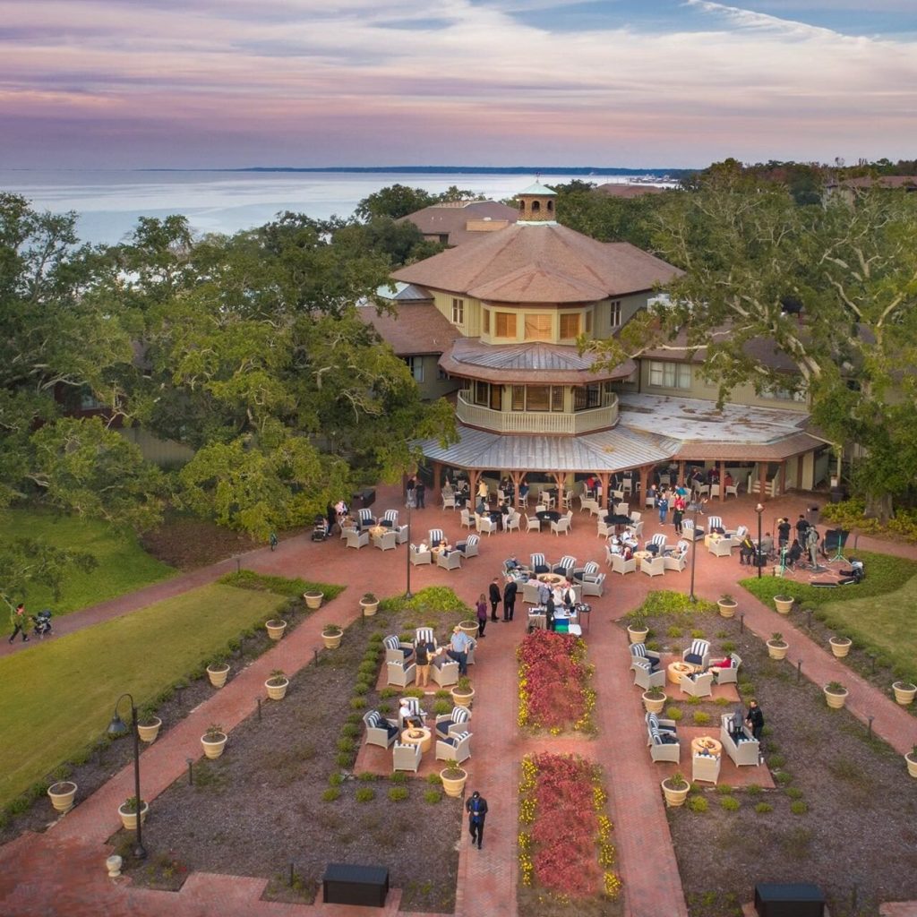 This Alabama hotel is being recognized for its beautiful gingerbread display This Alabama hotel is being recognized for its beautiful gingerbread display