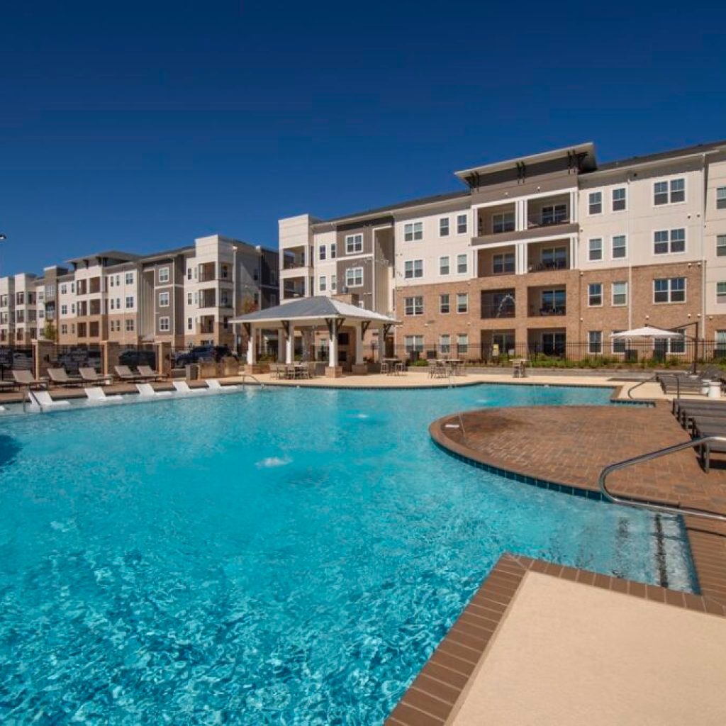 20+ new high-dollar building permits include The Station at Lakeshore 20+ new high-dollar building permits include The Station at Lakeshore