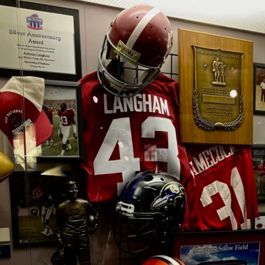 Crimson Tide great Antonio Langham to enter College Football Hall of Fame Crimson Tide great Antonio Langham to enter College Football Hall of Fame