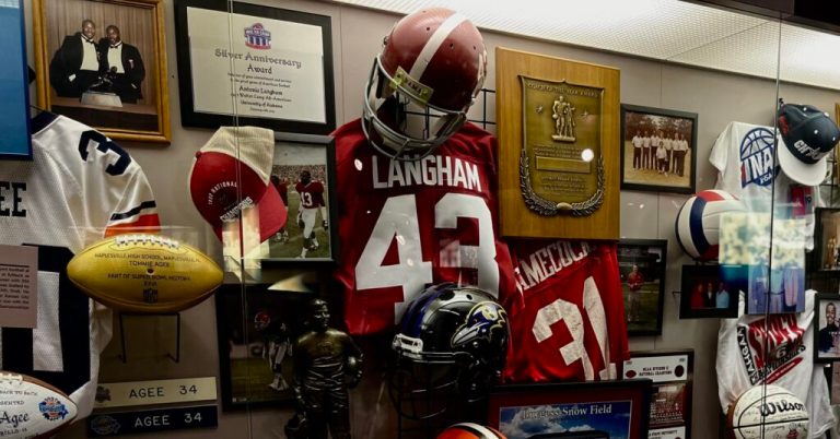 Crimson Tide great Antonio Langham to enter College Football Hall of Fame Crimson Tide great Antonio Langham to enter College Football Hall of Fame