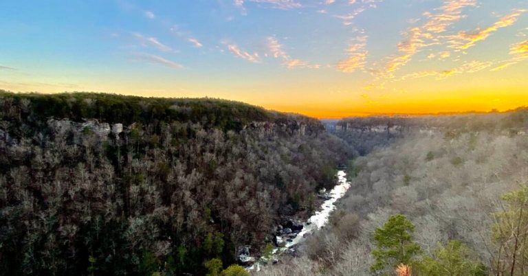 How a gift shop saved this iconic Alabama lookout How a gift shop saved this iconic Alabama lookout