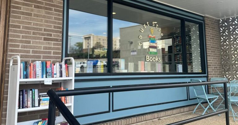 Florence welcomes new independent bookstore to historic downtown Florence welcomes new independent bookstore to historic downtown
