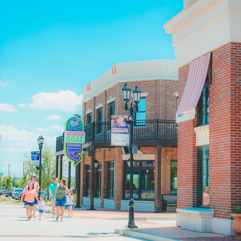 WATCH: New trailer for Stephen King movie filmed in Alabama released WATCH: New trailer for Stephen King movie filmed in Alabama released