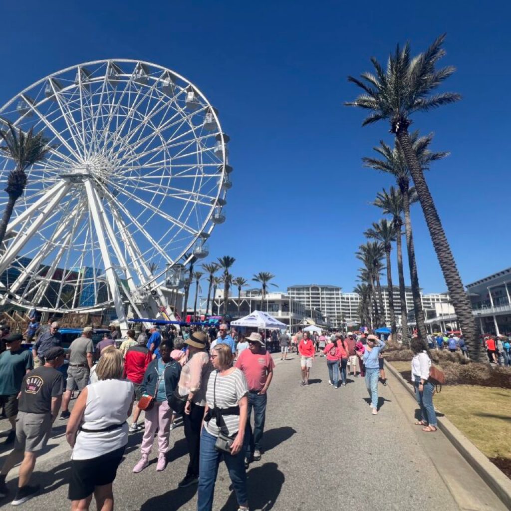 Hot air balloon festival + more family-friendly events await—plan your Gulf Coast vacay now Hot air balloon festival + more family-friendly events await—plan your Gulf Coast vacay now