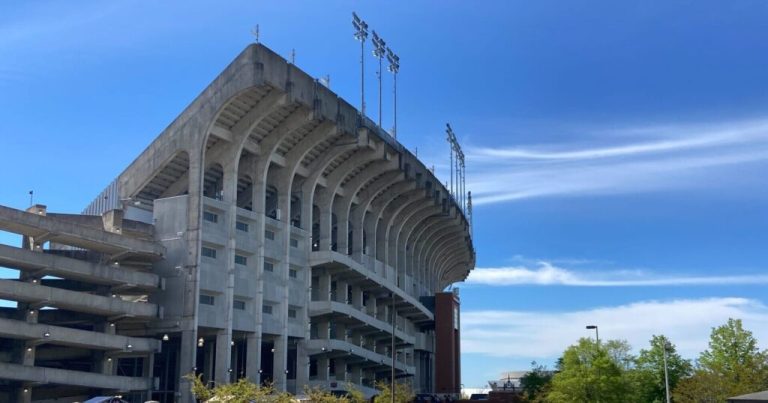 Local stars shine brightest during Auburn’s A-Day game Local stars shine brightest during Auburn’s A-Day game