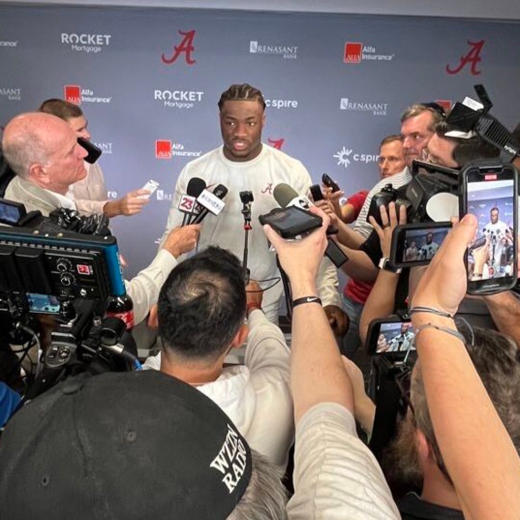 Jalen Milroe to leave Alabama, enter NFL Draft Jalen Milroe to leave Alabama, enter NFL Draft