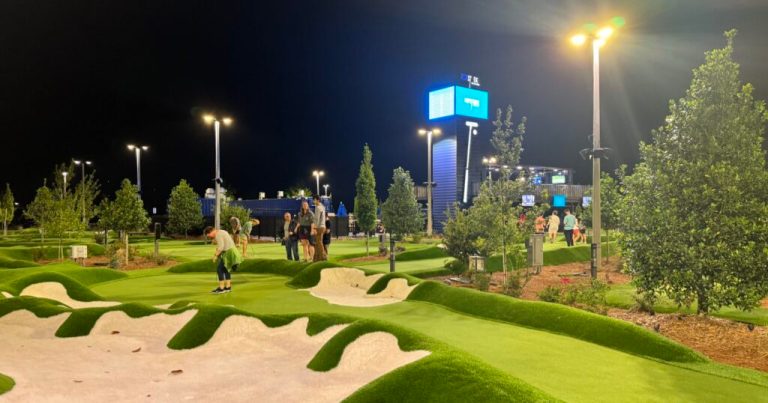 PopStroke, Tuscaloosa’s new mini golf course, is a must-try PopStroke, Tuscaloosa’s new mini golf course, is a must-try