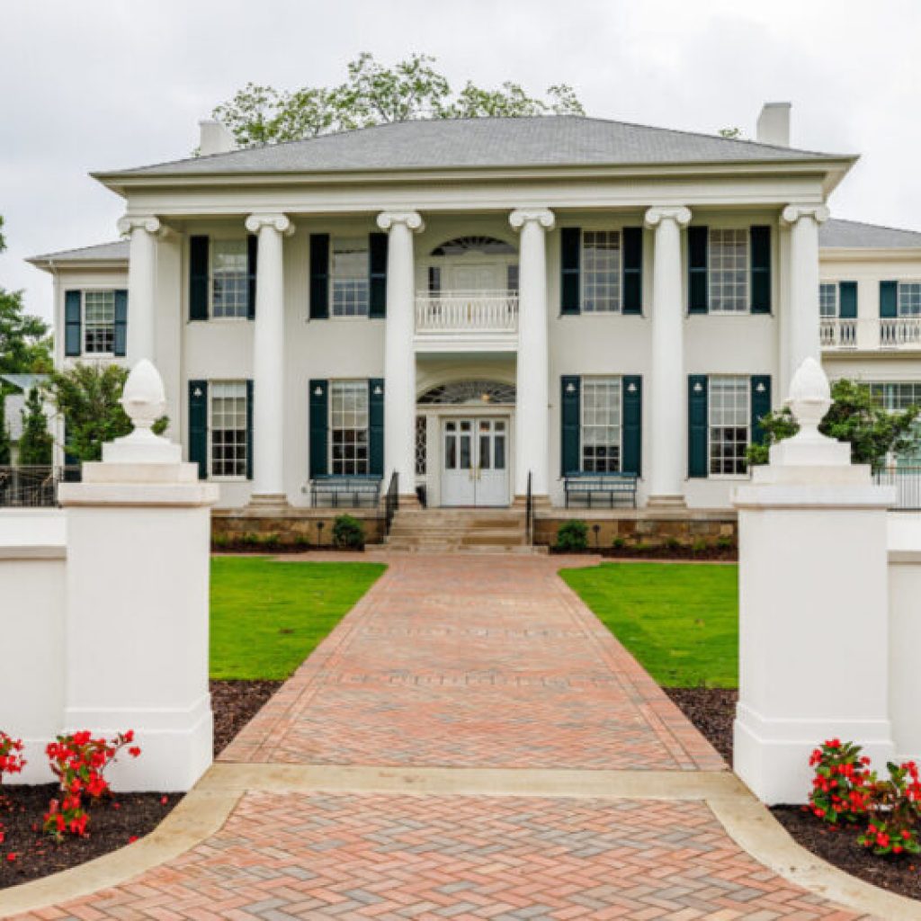 University Club reopens in Tuscaloosa after M renovation University Club reopens in Tuscaloosa after M renovation