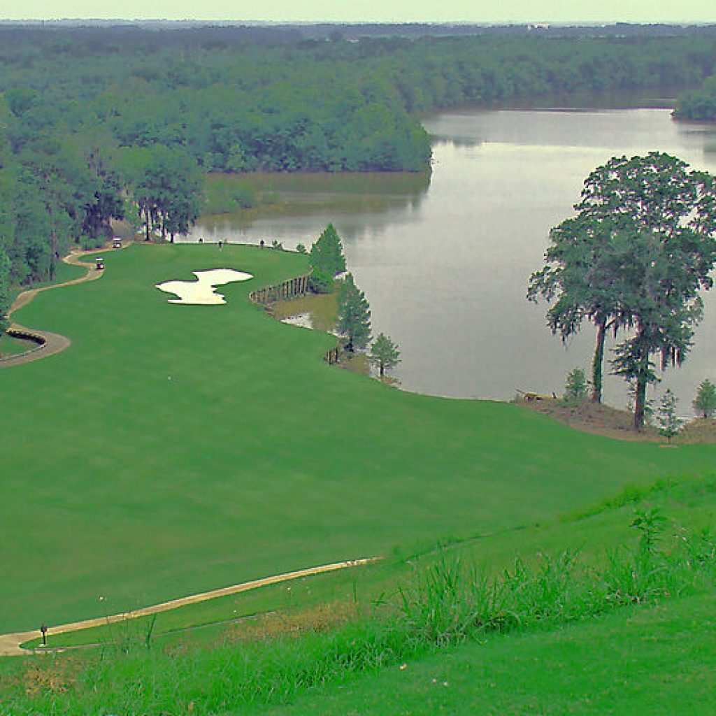 Tee off at one of the 15 best golf courses in Alabama according to Golf Digest Tee off at one of the 15 best golf courses in Alabama according to Golf Digest