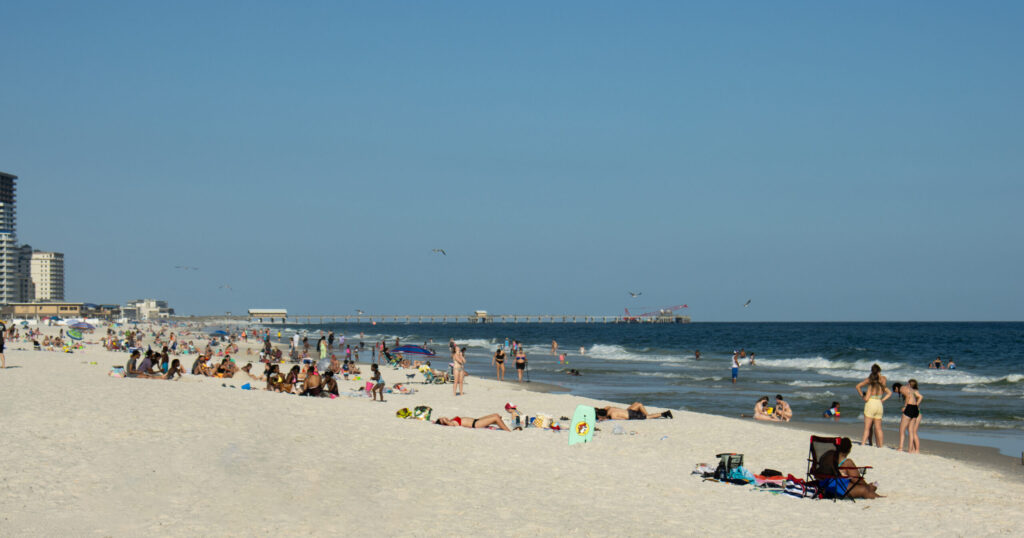 Alabama beaches reopen as state lifts evacuation order Alabama beaches reopen as state lifts evacuation order
