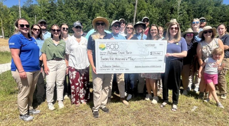 12 Alabama State Parks to add new pollinator gardens 12 Alabama State Parks to add new pollinator gardens