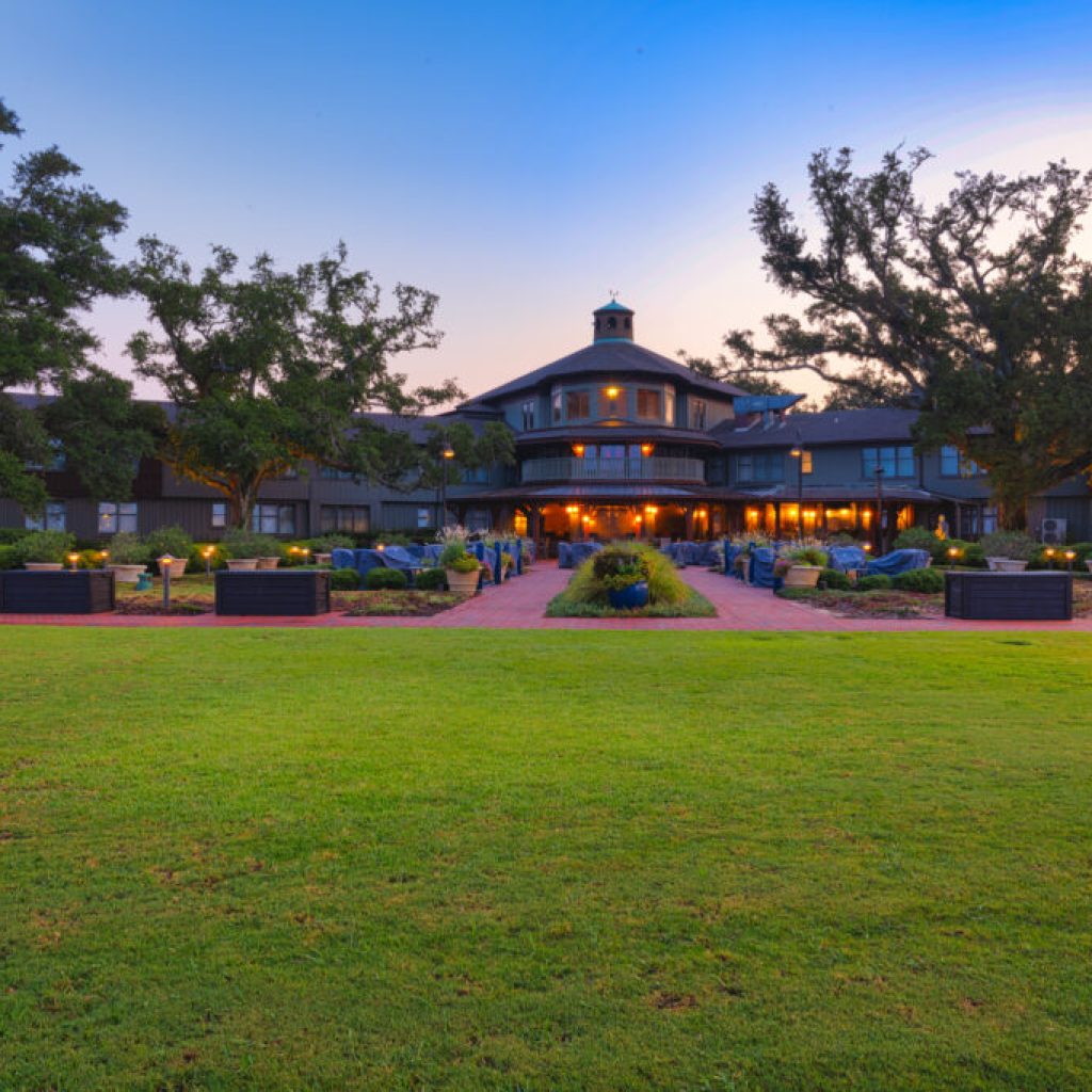 2 AL Hotels among best in U.S.—vote now to make them #1 2 AL Hotels among best in U.S.—vote now to make them #1