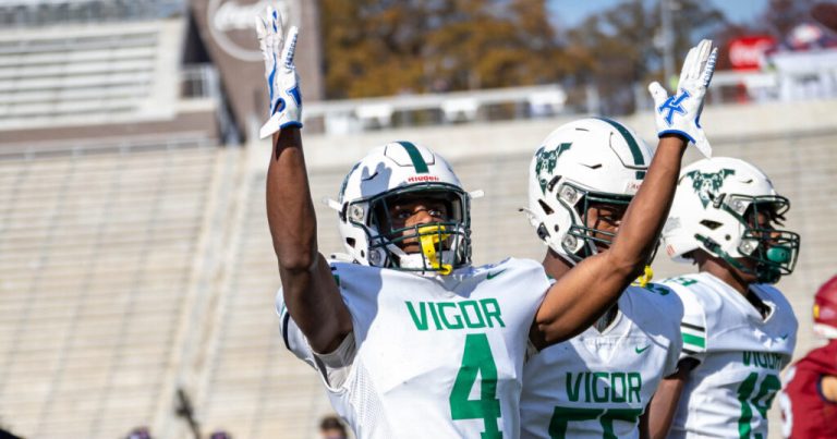 5 things you need to know about high school football in South Alabama 5 things you need to know about high school football in South Alabama