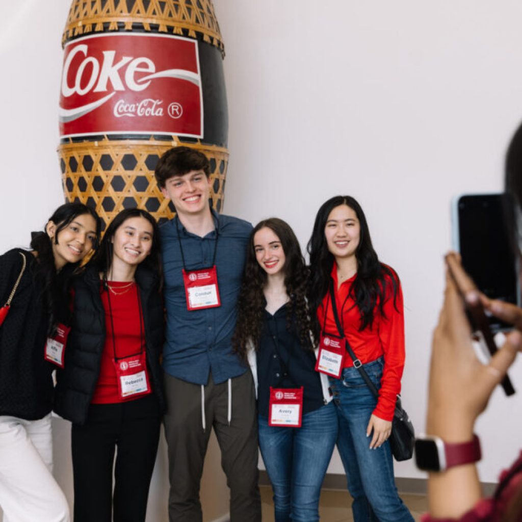 High school students, you can win a ,000 scholarship—apply now High school students, you can win a ,000 scholarship—apply now