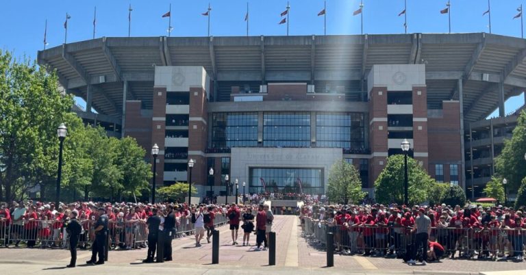 Donald Trump expected to attend the Alabama-Georgia game: Here’s what you need to know Donald Trump expected to attend the Alabama-Georgia game: Here’s what you need to know