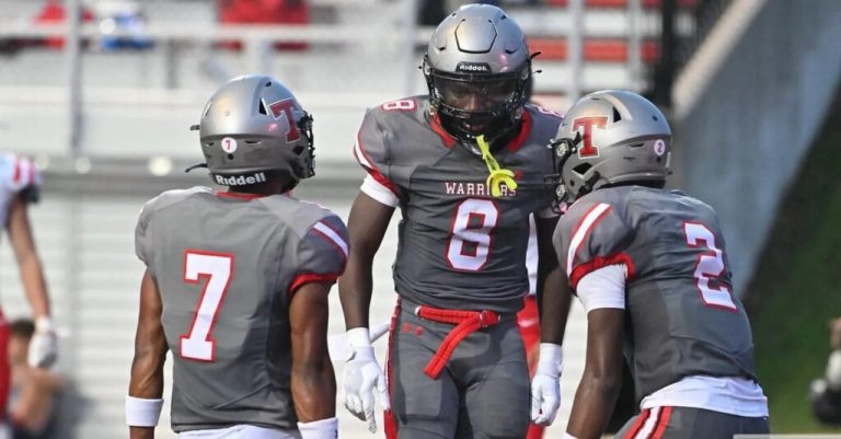 The Bama Buzz Game of the Week: Clay-Chalkville meets Thompson in battle of powerhouse programs The Bama Buzz Game of the Week: Clay-Chalkville meets Thompson in battle of powerhouse programs