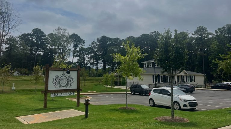 Tiger on the Green: New Auburn LawnGolf course you’ll want to swing by Tiger on the Green: New Auburn LawnGolf course you’ll want to swing by