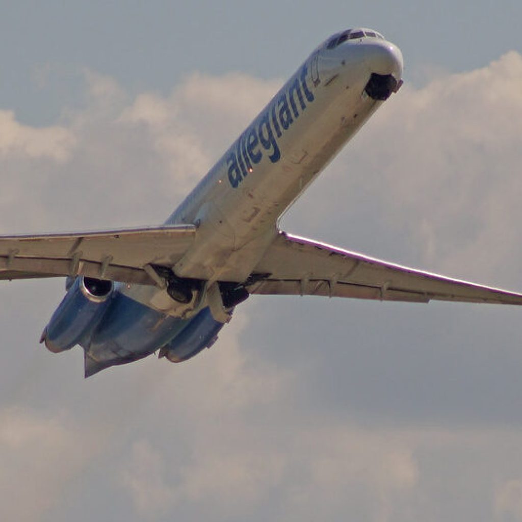 Gulf Shores Airport adds six new nonstop routes from Houston, Cincinnati, Kansas City + more Gulf Shores Airport adds six new nonstop routes from Houston, Cincinnati, Kansas City + more