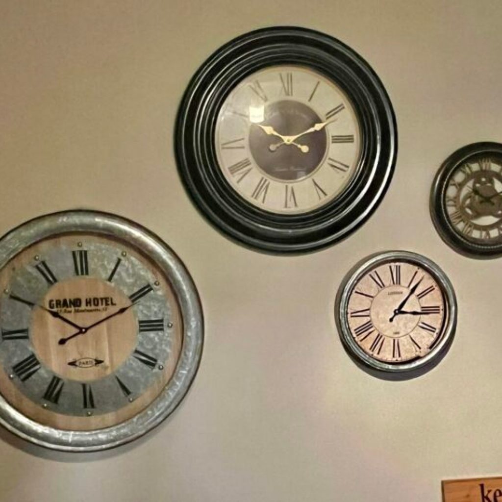 Set those clocks back this weekend—What you need to know about the end of Daylight Savings Set those clocks back this weekend—What you need to know about the end of Daylight Savings