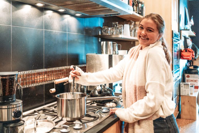 Alabama’s 200-year-old chicken stew is a can’t miss for cold weather season Alabama’s 200-year-old chicken stew is a can’t miss for cold weather season