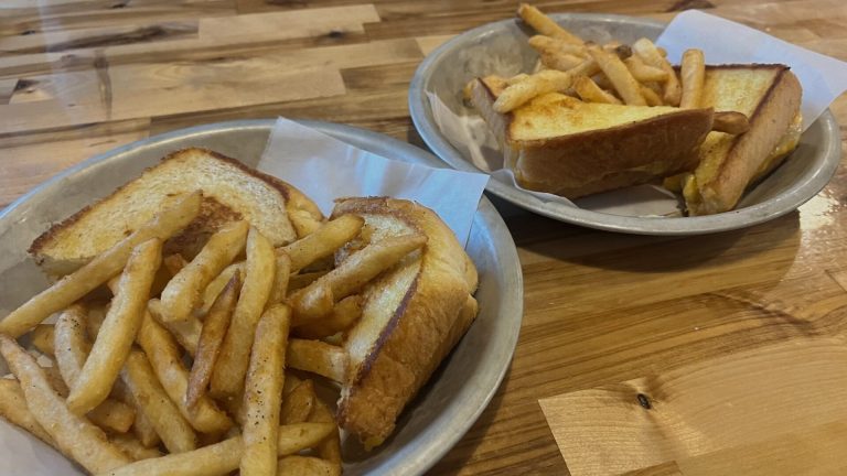 8 places with grilled cheese sandwiches that’ll make you melt 8 places with grilled cheese sandwiches that’ll make you melt