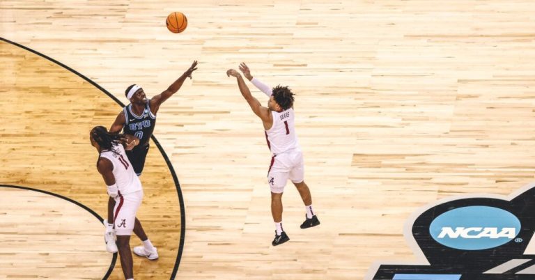 Alabama sets new NCAA Tournament record, secures Elite 8 matchup with Duke Alabama sets new NCAA Tournament record, secures Elite 8 matchup with Duke