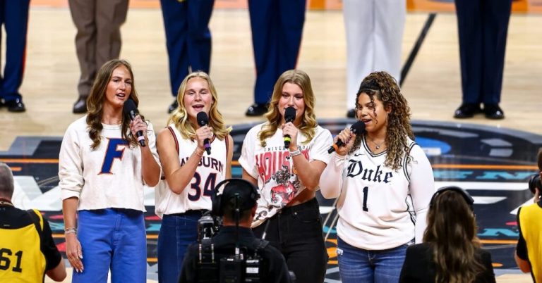 Auburn freshman sings national anthem before Final Four Auburn freshman sings national anthem before Final Four