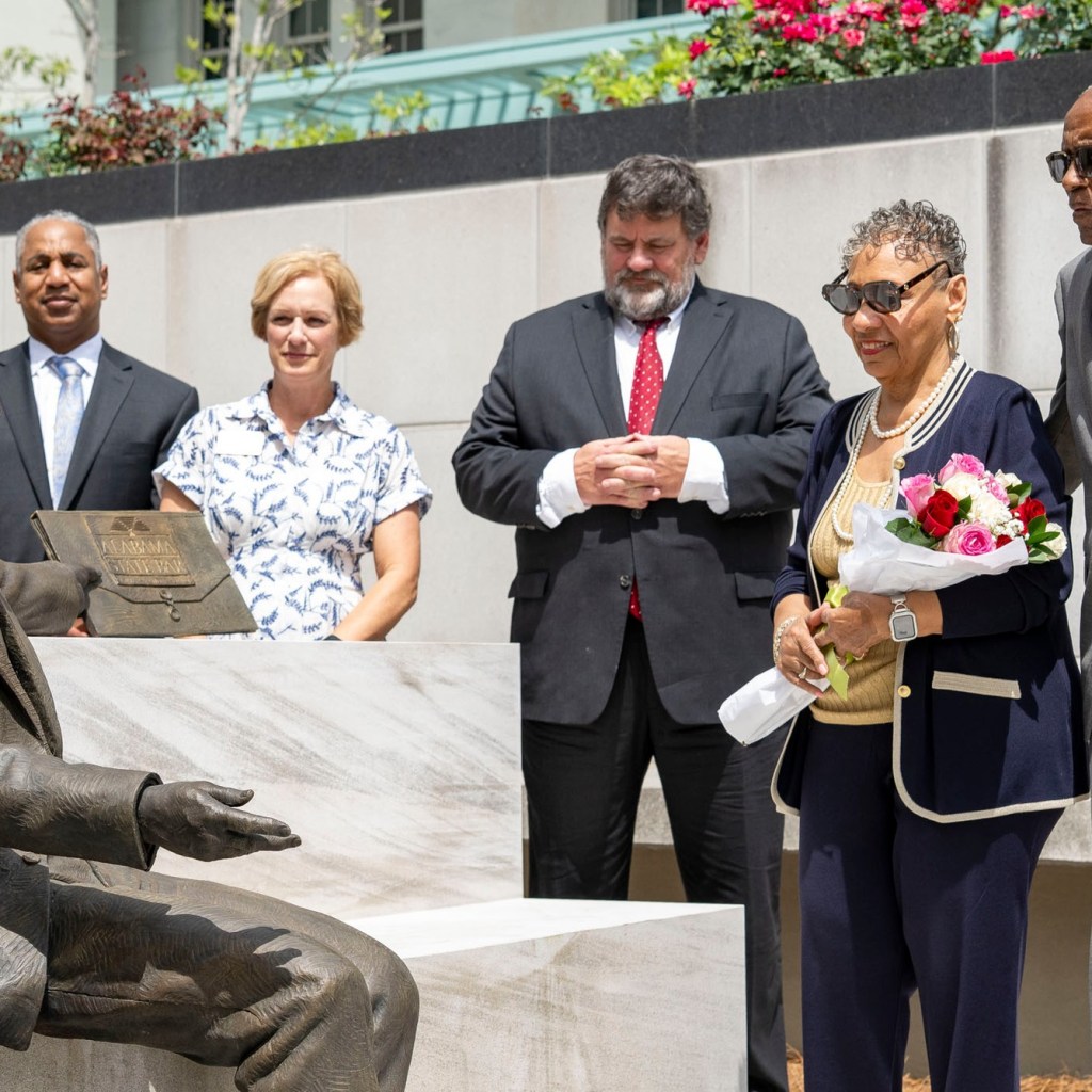 Alabama State Bar unveils statue honoring civil rights attorney Fred Gray Alabama State Bar unveils statue honoring civil rights attorney Fred Gray